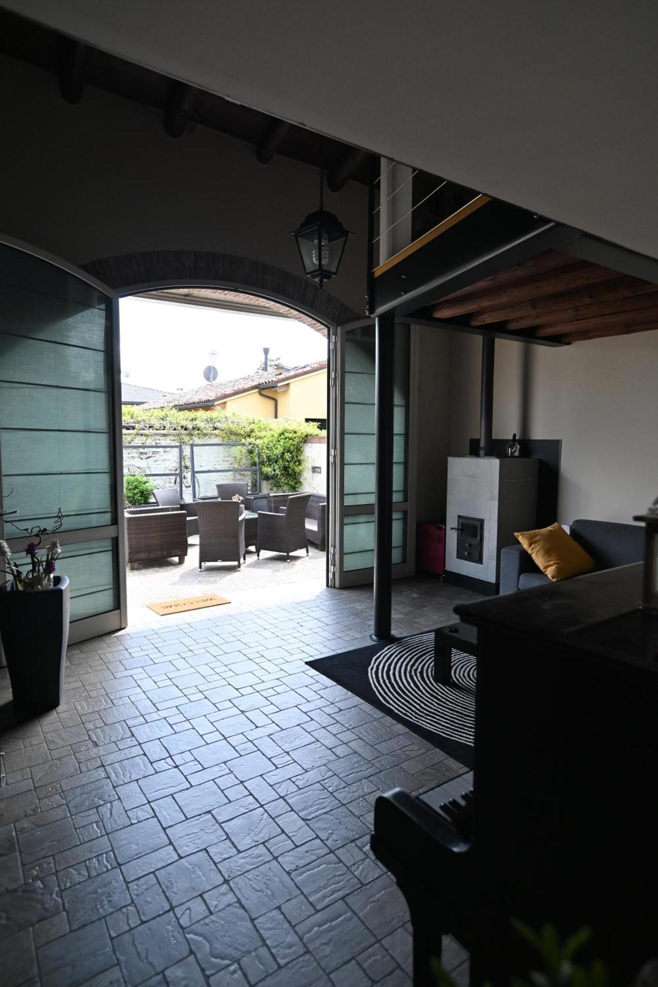 Ca Centosa Artistic House Villa Storica Ristrutturata Con Patio E Giardino ชิตตาเดลลา ภายนอก รูปภาพ